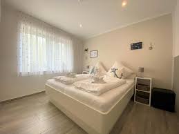 Hier liegen die auswahl des vorhangs und die art der montage komplett in ihren händen. Himmel Meer Norddeich Aktualisierte Preise Fur 2021