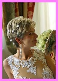 30 Short Hairstyles For Mother Of The Bride Over 50 Check Out These Topics Short Hairstyles For Short Wedding Hair Mother Of The Bride Hair Bride Hairstyles
