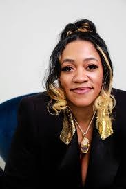 Katrina Doss's Instagram, Twitter & Facebook