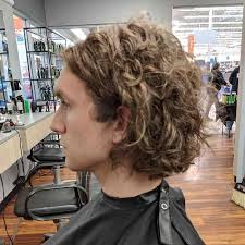How do layered haircuts for men fit so many people? How To Layer Men S Hair Top 20 Styles In 2021 Cool Men S Hair
