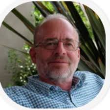 Brett Easley's Instagram, Twitter & Facebook