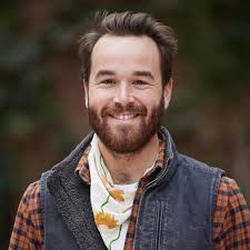 Hartford Art School Ceramics is thrilled to introduce you to our new studio  Technician, David Morrison. David has an MFA from the University of  Oklahoma, and a BA from St. Olaf College,