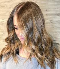 These ridiculously pretty hair colors are trending for fall 2021. These Low Maintenance Fall Hair Color Ideas Let You Go Longer Between Salon Visits