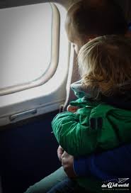 Mit diesen 22 tipps und strategien wird dein flug mit baby entspannt. Fliegen Mit Baby Und Kind Alles Wichtige Zur Flugbuchung