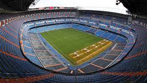 Maybe you would like to learn more about one of these? Real Madrid Santiago Bernabeu Stand In Flammen Feuerwehr Loscht Reaktion
