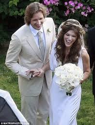 Paul anderson, 12 февраля 1978 • 43 года. Third Time Lucky As Milla Jovovich Weds Director Paul Anderson In Romantic Garden Wedding Daily Mail Online