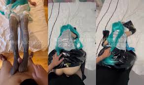 코스프레를 좋아하는 꼬마 키리시타 아이시 하츠네 미쿠 - AVJB