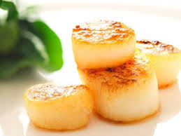 Learn how to make seared scallops with a perfectly golden brown crust, just like at the restaurants! Better Recipes Scallop Recipes Fried Scallops Food