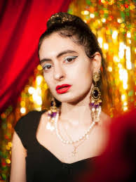 Elba Santiago's Instagram, Twitter & Facebook