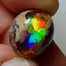 13ct Mexican Matrix Cantera Multicoloured Fire Opal