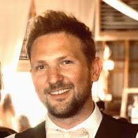 Adam Pendek Email & Phone Number