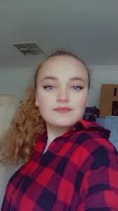 G'day y'all I wanna make another introduction as my last was deleted (by  me) Let me start again. My name is Tamara May, but I prefer Tammy. I'm a 21  year old