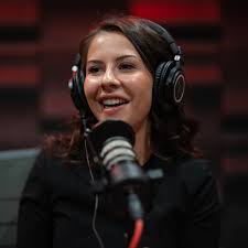 Monique Manley's Instagram, Twitter & Facebook