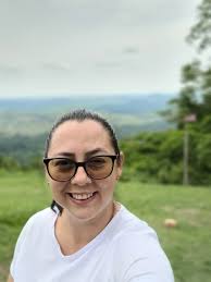 Poliana Perrut - Mesa SP 2024