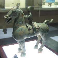 Cet essai sera réduit à trois mois pour les appareils activés à partir du 1er juillet 2021. Baise Cheval Wikipedia