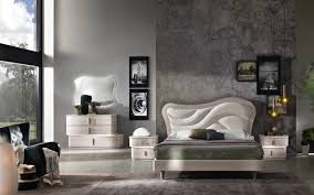 Dal design più rigoroso all'interpretazione contemporanea delle forme passate, con una scelta di materiali che. Camere Da Letto Moderne E Contemporanee In Vendita Online