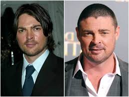 Karl Urban S Eyes Color Hazel Green And Hair Color Dark Brown Karl Urban Dark Brown Hair Color Hair Color Dark