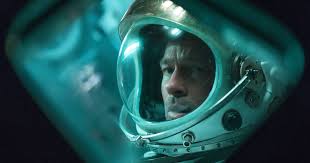 Recension: ”Ad astra” en fascinerande rymdfärd med Brad Pitt.