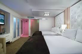 A favourite for special occasions, guests can choose from a range of party rooms. Lavish Lodging At Flamingo Las Vegas As Go As It Gets