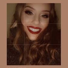 Lauren Renda's Instagram, Twitter & Facebook