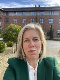 Pamela Cotter's Instagram, Twitter & Facebook