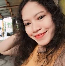 Bernadette Junio's Instagram, Twitter & Facebook