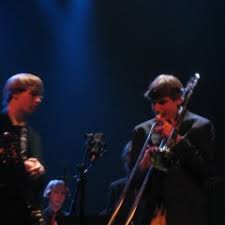 Stream Tom Chalmers music