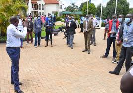 Confirming the reports, mutahi ngunyi said the house that has been standing strong for 27 years went on fire at 1.45 am. Mutahi Ngunyi Laptrinhx News