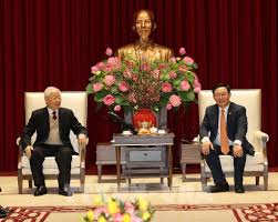 Trong không khí mừng xuân, mừng đảng, chuẩn bị đón tết nguyên đán tân sửu 2021, tối nay (30 tết), tổng bí thư, chủ tịch nước nguyễn phú trọng đã tới thăm, chúc tết đảng bộ, chính quyển và nhân dân thủ đô hà nội. Tá»•ng Bi ThÆ° Chá»§ Tá»‹ch NÆ°á»›c Nguyá»…n Phu Trá»ng Chuc Táº¿t Ä'áº£ng Bá»™ Chinh Quyá»n Quan Va Dan Thá»§ Ä'o Ha Ná»™i