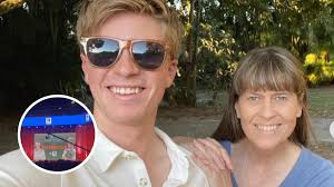 Robert Irwin and Perth-born girlfriend Rorie Buckey announce their break up  online