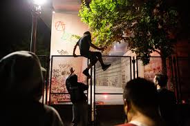 The new tool features will now keep frequently used folders visible and organized on the desktop by creating a fence from any folder. Portland Federal Courthouse Fence Could Last Until 2021 Cost More Than 200 000 Opb