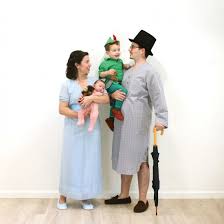 Old navy provides the latest fashions at great prices for the whole family. Diy Peter Pan Family Costume Craftgawker