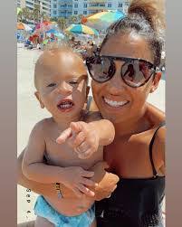 Amber Winslow's Instagram, Twitter & Facebook