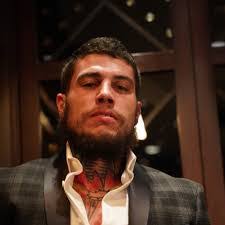 Justin Petry's Instagram, Twitter & Facebook