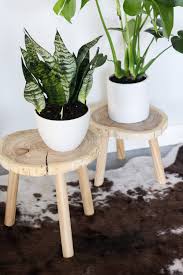 Perhatikan agar selisih ukuran dua cetakan tidak kurang dari 5 cm, karena ini akan mempengaruhi ketebalan pot bunga. 5 Diy Membuat Rak Pot Tanaman Yang Relatif Mudah