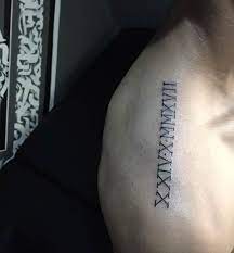 10 inspirações de tatuagens em números romanos | Moda Para Homens