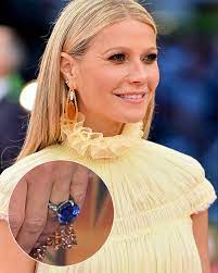 They allow you to tailor your ring to your unique relationship, but there are things to know before 2017 saw the rise in popularity of non diamond engagement rings, but it's a trend that's showing no sign of slowing down. 15 Celebrities With Non Diamond Engagement Rings Marie Claire Australia