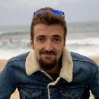 3200+ perfiles de «Markel»