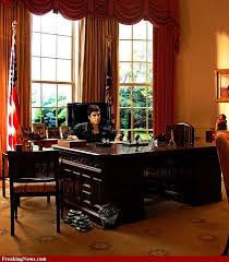 Tony Montana 4 President Tony Montana Montana Office Interiors
