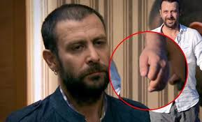 Hayata nah çekmesini engellemeyecek olan gelişme. Nejat Isler Hepimiz Biraz Salagiz