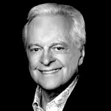 In facts about Liza Minelli in Easter Parade it seems to be a mistake about  the daughter of Judy Garland and Vincent Minelli and...