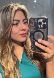 Sandra Toala Feijoó (@sannfeijoo)