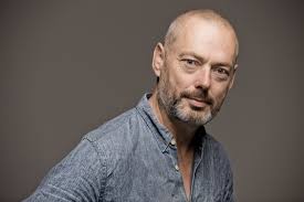 Singers, vocal groups & opera