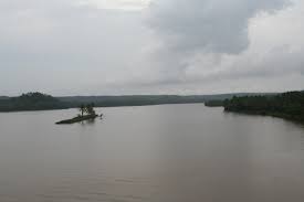 They evolve from western ghats and rush towards the west into the arabian sea. Valapattanam River Wikipedia