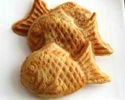 Fish Shaped Bread With Sweet Red Bean Filling Bungeoppang Recipe Korean Food Sweet Red Bean Maangchi Recipes