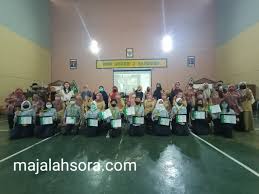 Tetap maju jangan pernah melihat ke belakang Smpn 2 Kota Bandung Sekolah Ridwan Kamil Melaksanakan Pelepasan Siswa Secara Virtual Majalah Sora