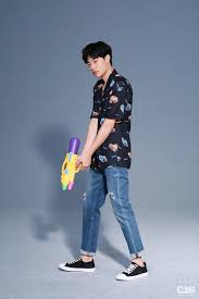 You can also upload and share your favorite keqing wallpapers. Ryu Jun Yeol Wallpaper Wallpaper Lockscreen Gaya Model Pakaian Pria Gaya Model Pakaian Pakaian Pria