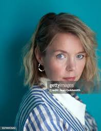 18 Photos & High Res Pictures