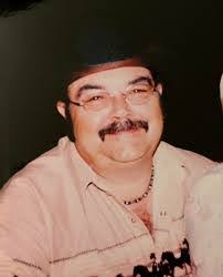 Richard Straw's Instagram, Twitter & Facebook