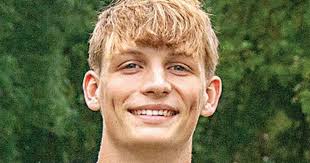 Central DeWitt beats the heat at Maquoketa Early Bird